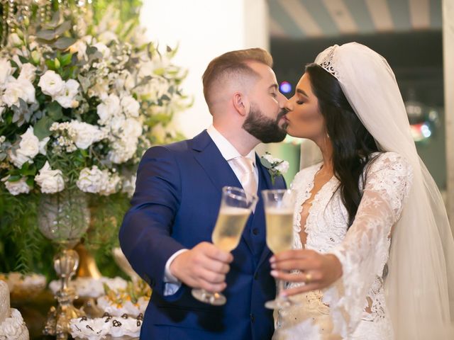 O casamento de Fernando e larissa em Belo Horizonte, Minas Gerais 135