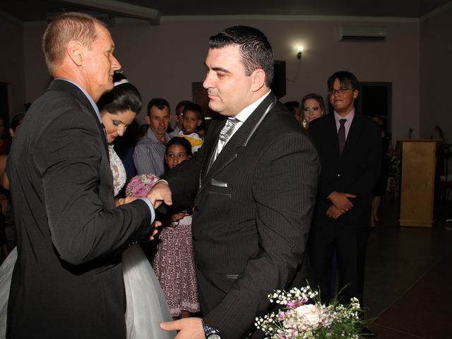 O casamento de Rafael e Daniele em Sorriso, Mato Grosso 28