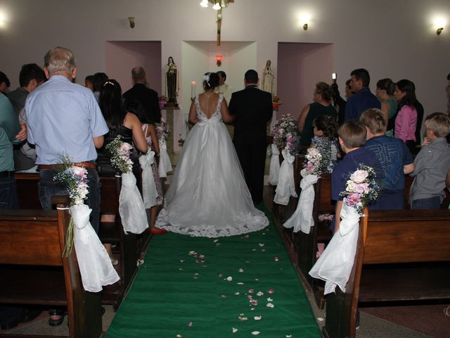 O casamento de Rafael e Daniele em Sorriso, Mato Grosso 37