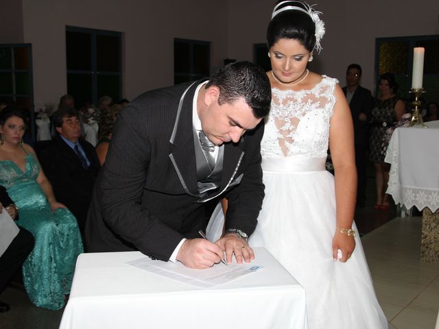 O casamento de Rafael e Daniele em Sorriso, Mato Grosso 42