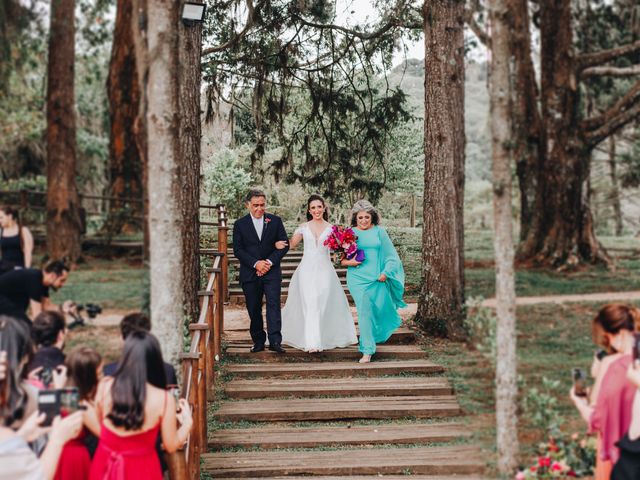 O casamento de Victor e Carolina em Campo Largo, Paraná 34
