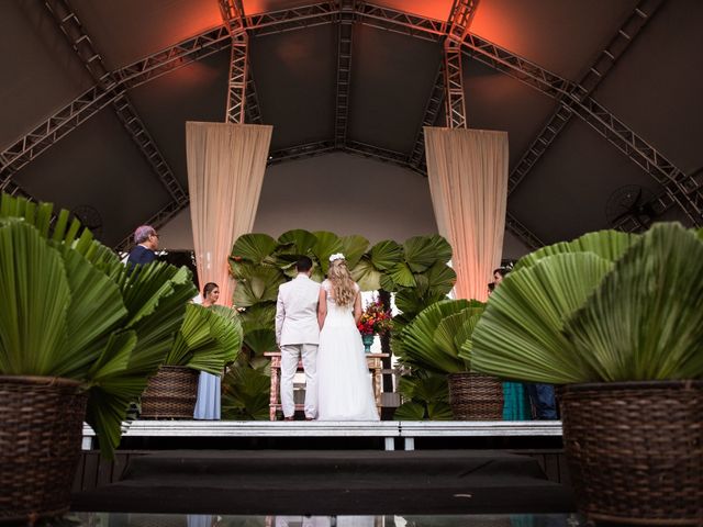 O casamento de Victor e Stephania em Itajaí, Santa Catarina 39