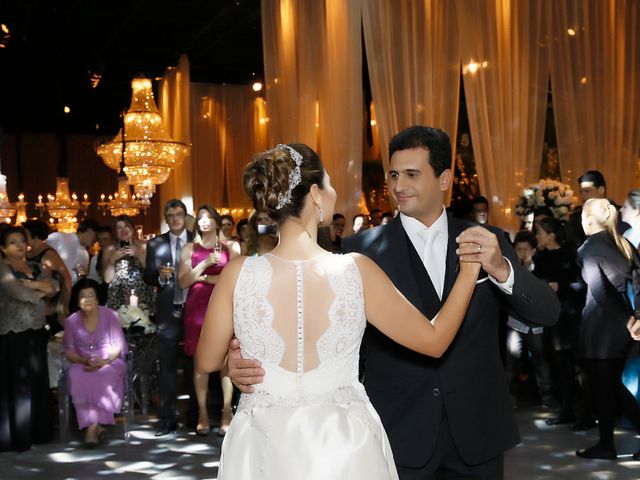 O casamento de André e Aline em Nova Lima, Minas Gerais 29