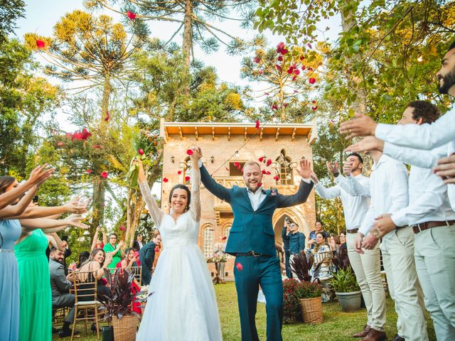 O casamento de Roger e Malu em Fraiburgo, Santa Catarina 26