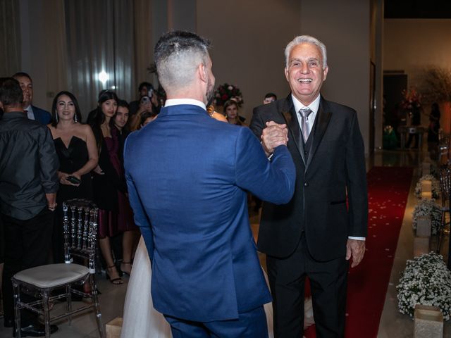 O casamento de Marcelo e Clarissa em Niterói, Rio de Janeiro 33