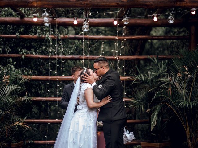 O casamento de Mayara e Jetson em Curitiba, Paraná 30
