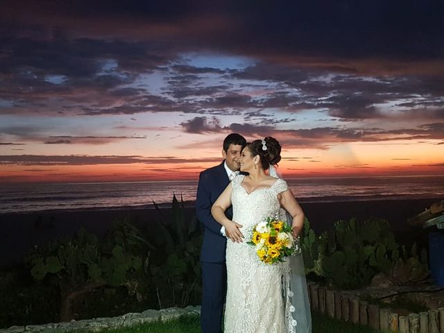 O casamento de Eduardo e Lenise em Saquarema, Rio de Janeiro 1