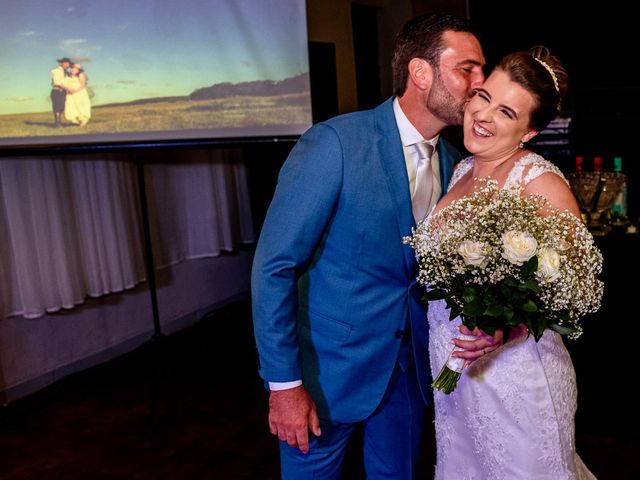 O casamento de Marcus Vinicius e Jeniffer em Barra do Ribeiro, Rio Grande do Sul 33