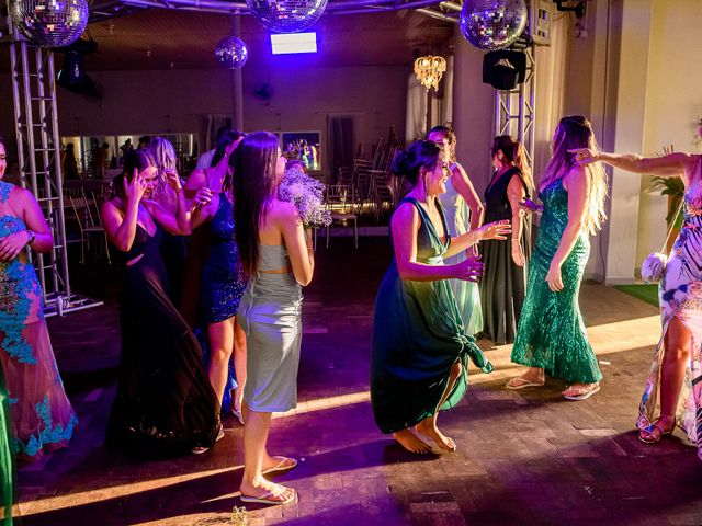 O casamento de Marcus Vinicius e Jeniffer em Barra do Ribeiro, Rio Grande do Sul 69