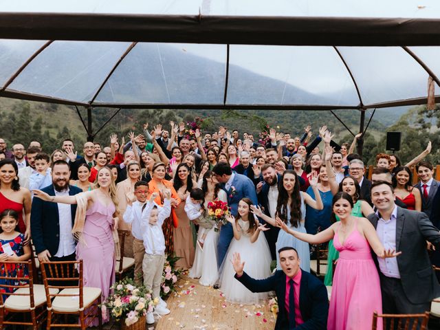 O casamento de Gabriel e Suély  em Governador Celso Ramos, Santa Catarina 2