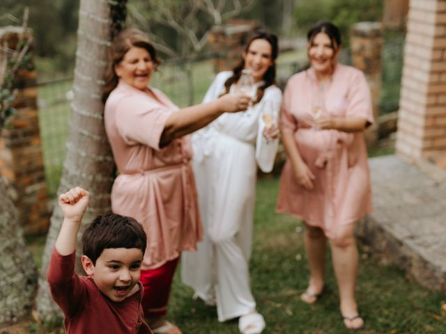 O casamento de Gabriel e Suély  em Governador Celso Ramos, Santa Catarina 22