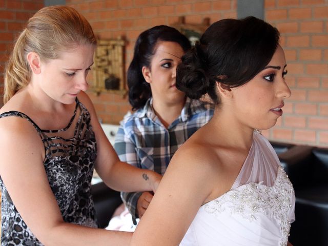 O casamento de Vinícius e Loreine  em Piraquara, Paraná 26