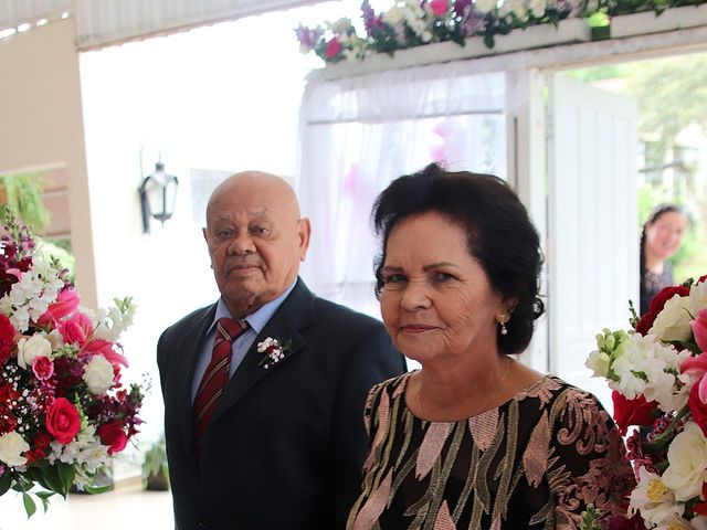 O casamento de Vinícius e Loreine  em Piraquara, Paraná 66