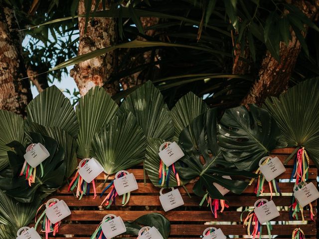 O casamento de Helem e Thiala em Arraial D&apos;Ajuda, Bahia 12