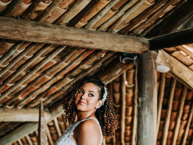 O casamento de Helem e Thiala em Arraial D&apos;Ajuda, Bahia 52