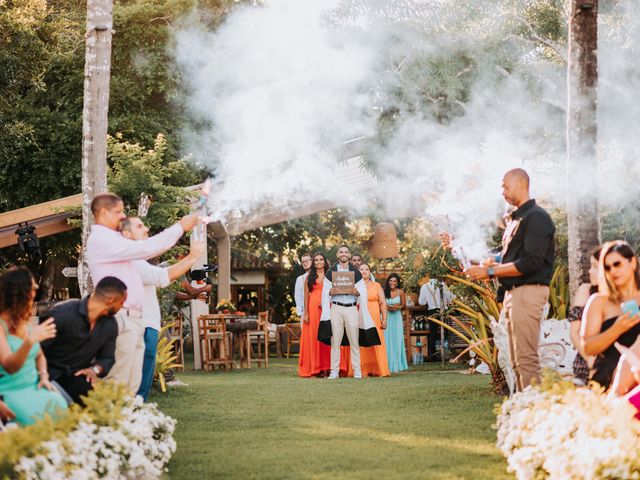 O casamento de Helem e Thiala em Arraial D&apos;Ajuda, Bahia 54