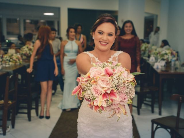 O casamento de Vitor e Jéssica em Teixeira de Freitas, Bahia 18