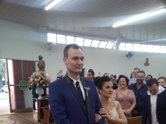 O casamento de Airton e Valquíria  em Maringá, Paraná 3