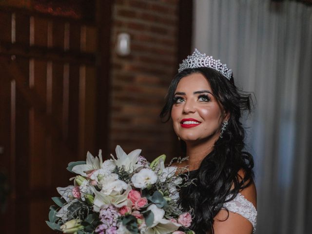 O casamento de Sandro e Polyana em Ribeirão das Neves, Minas Gerais 17