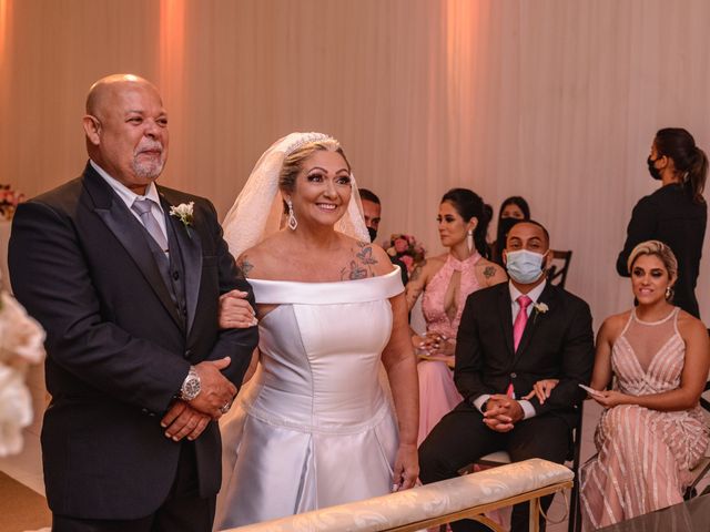 O casamento de Adriano e Fabíola em Recife, Pernambuco 11