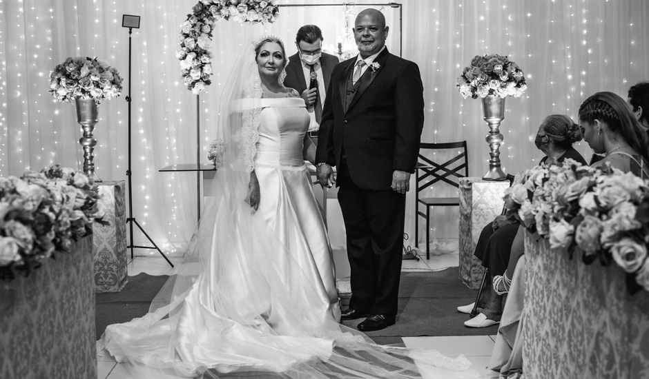 O casamento de Adriano e Fabíola em Recife, Pernambuco