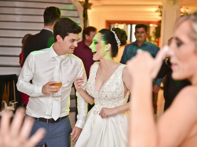 O casamento de Diego e Naiara em Gramado, Rio Grande do Sul 39