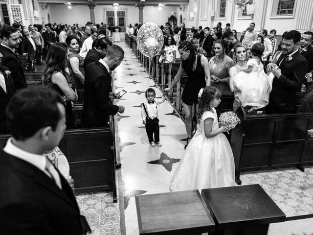 O casamento de Daniel e Marinez em Patos de Minas, Minas Gerais 56