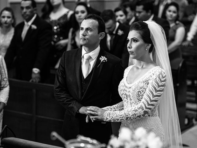 O casamento de Daniel e Marinez em Patos de Minas, Minas Gerais 112