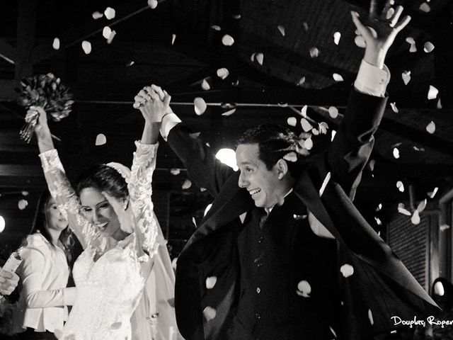 O casamento de Felipe e Jéssica em Vargem Grande do Sul, São Paulo Estado 30