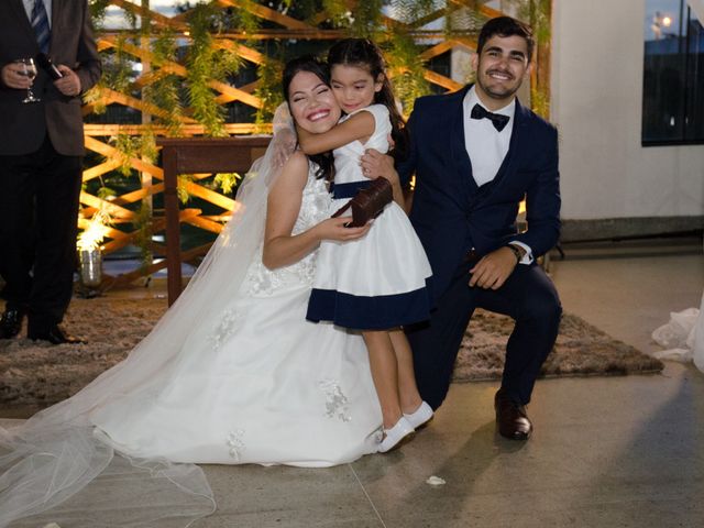 O casamento de Mirian e Jolivar em Anápolis, Goiás 21