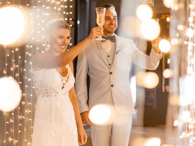 O casamento de Rodrigo e Daiane em Itapema, Santa Catarina 17