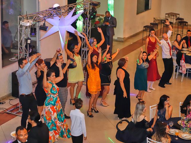 O casamento de Aglisson e Fernanda em Brasília, Distrito Federal 109