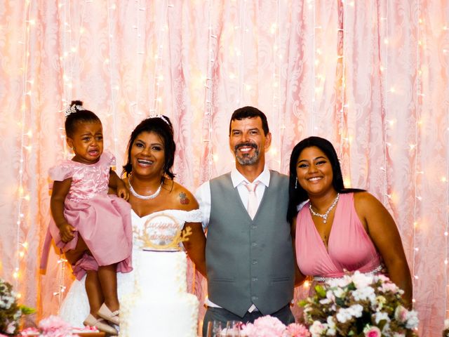 O casamento de Eric e Priscila em Bertioga, São Paulo Estado 4
