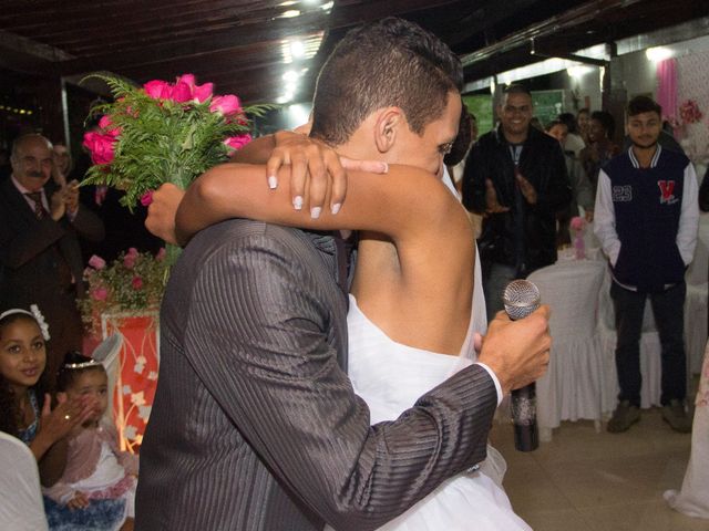 O casamento de Evanildo e Paloma em Cabo Frio, Rio de Janeiro 38