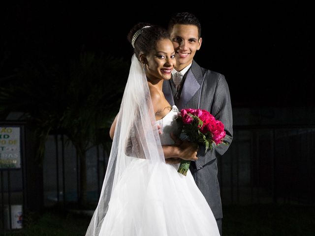 O casamento de Evanildo e Paloma em Cabo Frio, Rio de Janeiro 40