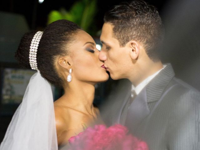 O casamento de Evanildo e Paloma em Cabo Frio, Rio de Janeiro 43