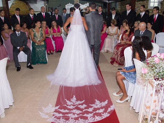O casamento de Evanildo e Paloma em Cabo Frio, Rio de Janeiro 47