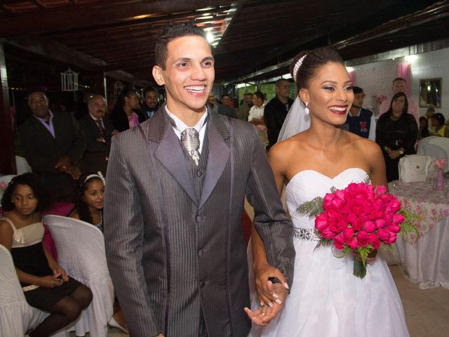 O casamento de Evanildo e Paloma em Cabo Frio, Rio de Janeiro 48