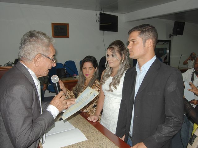 O casamento de Alex e Artemis em Simões Filho, Bahia 12