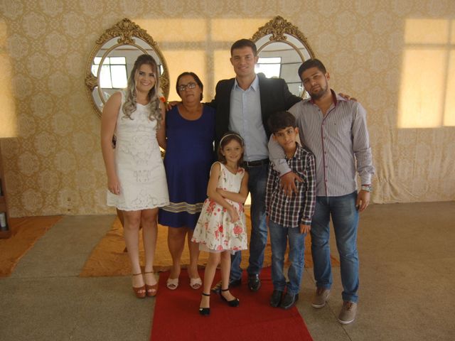 O casamento de Alex e Artemis em Simões Filho, Bahia 23