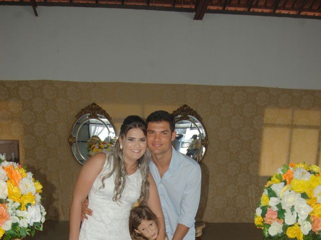 O casamento de Alex e Artemis em Simões Filho, Bahia 38