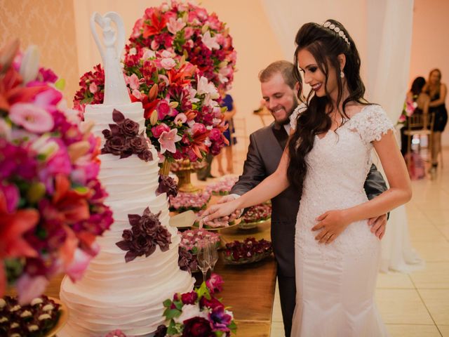 O casamento de Douglas e Roberta em Belo Horizonte, Minas Gerais 4