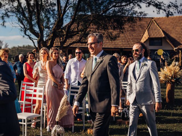 O casamento de Pietro e Pâmela em Torres, Rio Grande do Sul 49