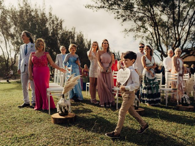 O casamento de Pietro e Pâmela em Torres, Rio Grande do Sul 64