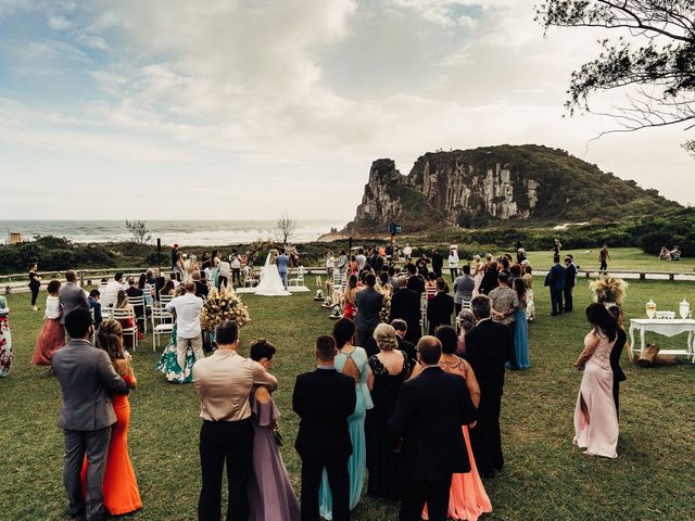 O casamento de Pietro e Pâmela em Torres, Rio Grande do Sul 87