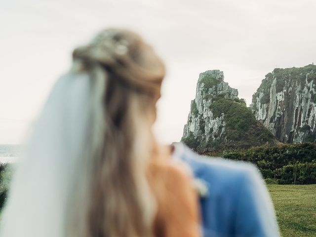 O casamento de Pietro e Pâmela em Torres, Rio Grande do Sul 121