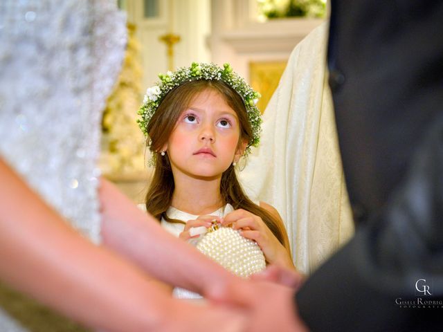 O casamento de André e Giselle em Belo Horizonte, Minas Gerais 46