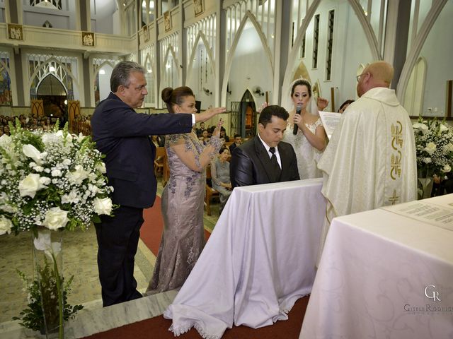 O casamento de André e Giselle em Belo Horizonte, Minas Gerais 53