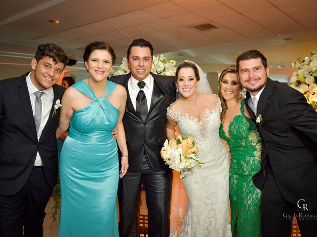 O casamento de André e Giselle em Belo Horizonte, Minas Gerais 137