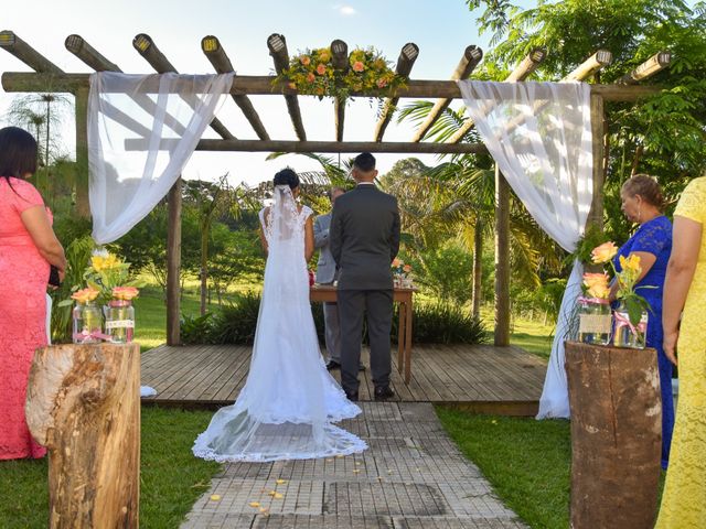 O casamento de Michel e Monica em Campina Grande do Sul, Paraná 13